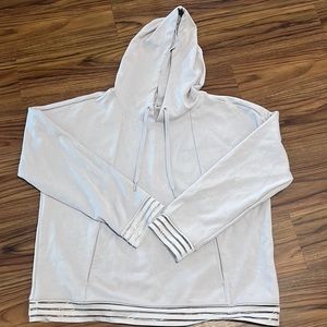 XL light purple Xersion hoodie
